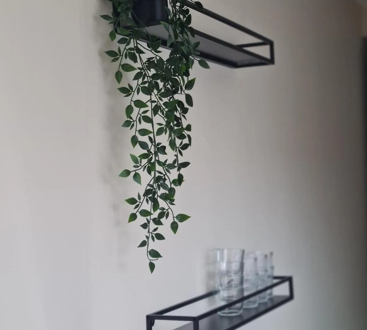 アパート Charmant Appartement Face Au Port De コンカルノー